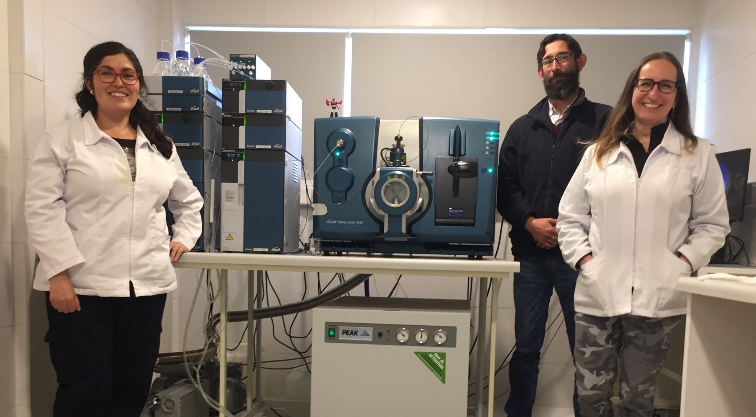 Felicitamos al laboratorio INNOCON por la adquisición y puesta en marcha del Espectrómetro de masas marca Sciex. LC-TQ6500+